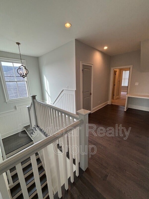 Building Photo - 6411 Moonseed St