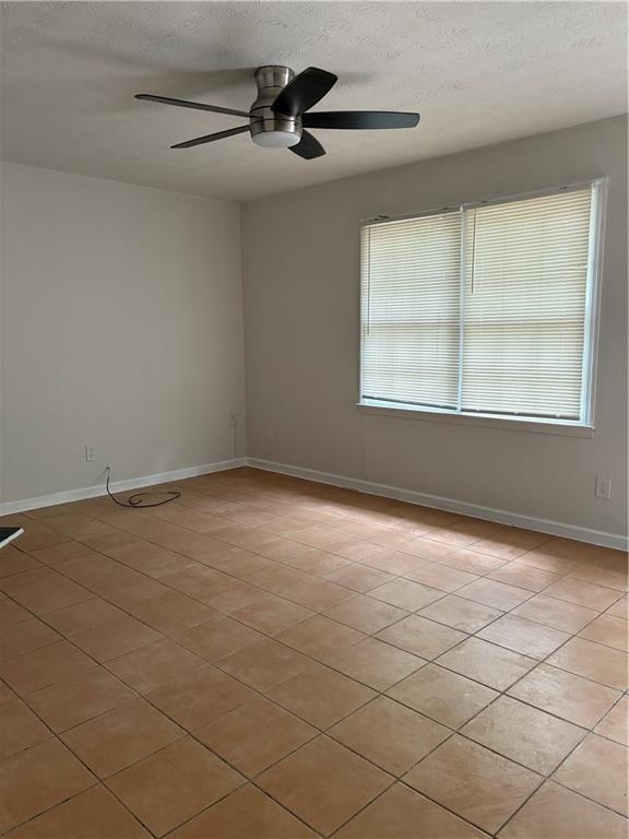 Building Photo - 5510 Estates Ct