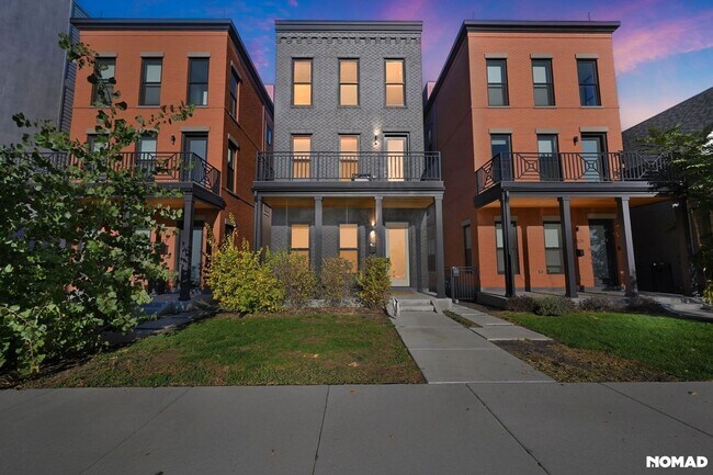 Building Photo - 2321 Stout St