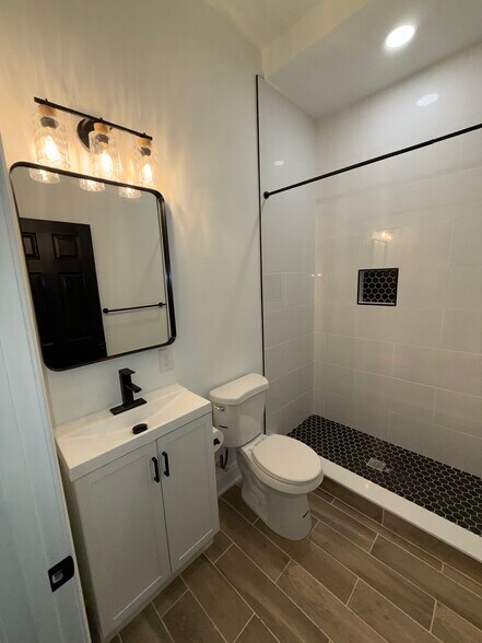 Building Photo - 2028 Druid Hill Ave