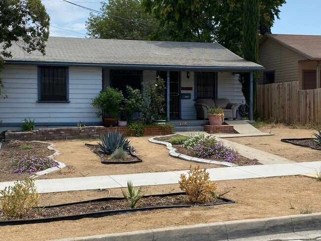 Building Photo - Single Story Home