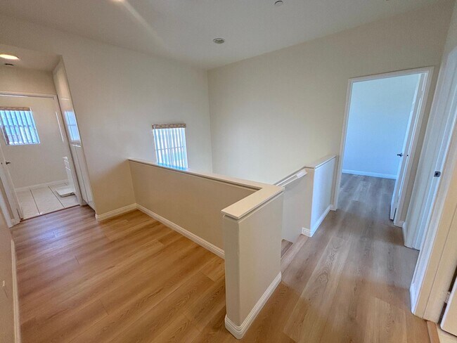Building Photo - Very clean and upgraded 4 bedroom home in Buena Park