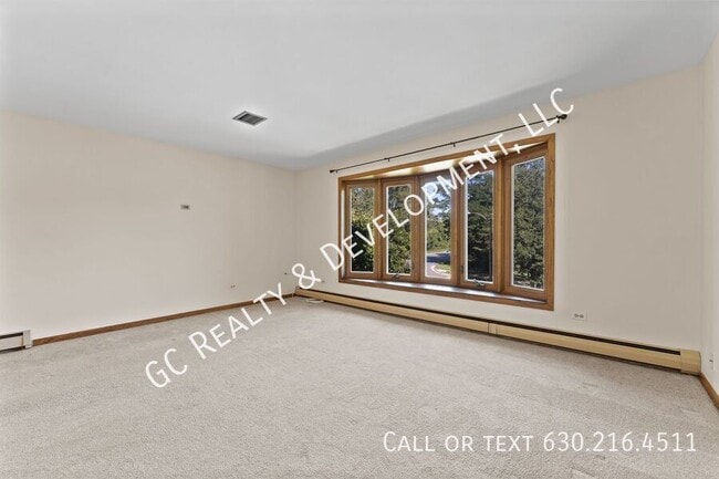 Building Photo - 1513 N La Grange Rd