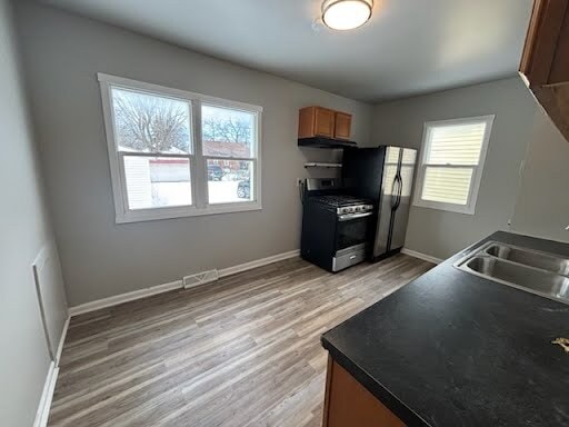 Building Photo - 758 Durbin St