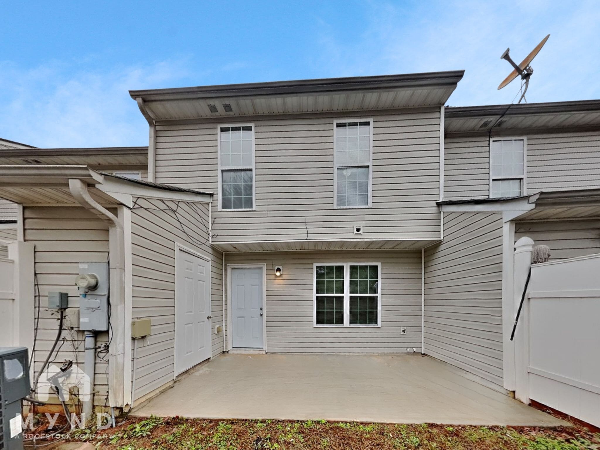 Building Photo - 1998 Grove Way