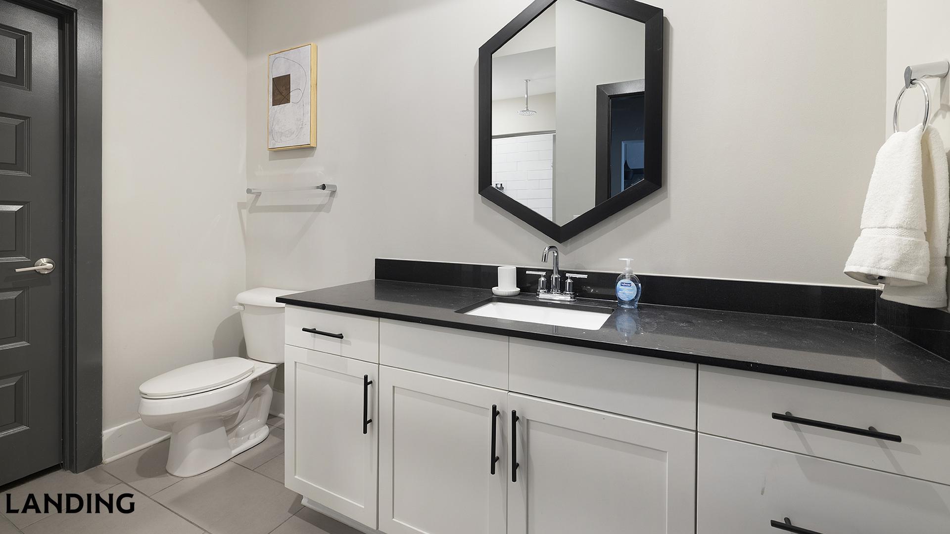 Building Photo - 2550 Blackmon Dr