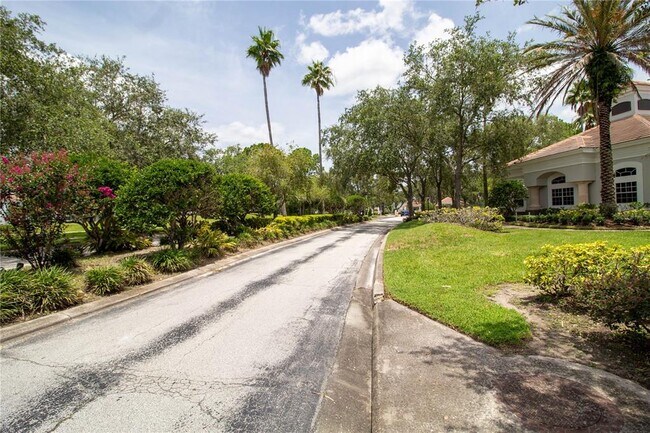 Building Photo - 14036 Fairway Island Dr