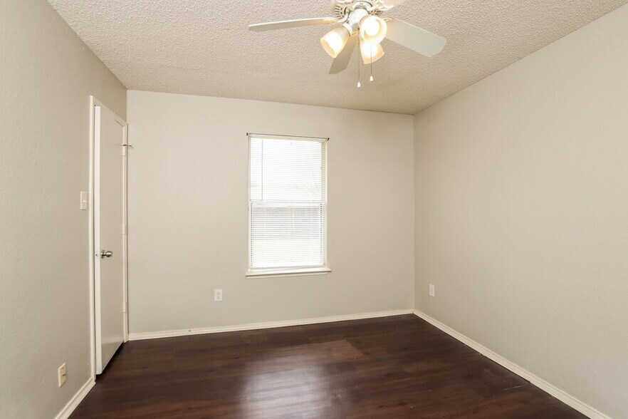 Building Photo - 12248 Ortega St