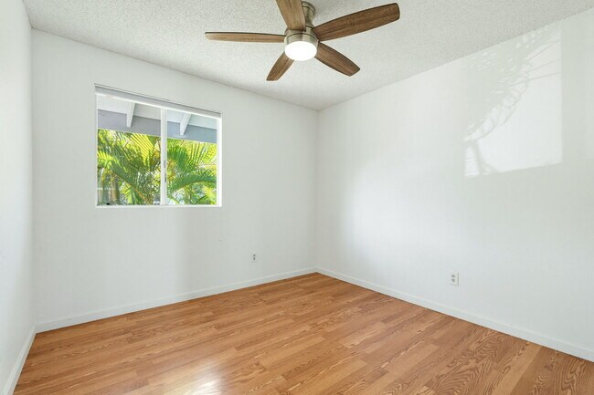 Building Photo - 94-207-207 Lumiaina Pl