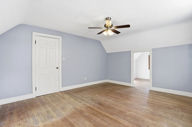 Building Photo - 12 Cardinal Rd