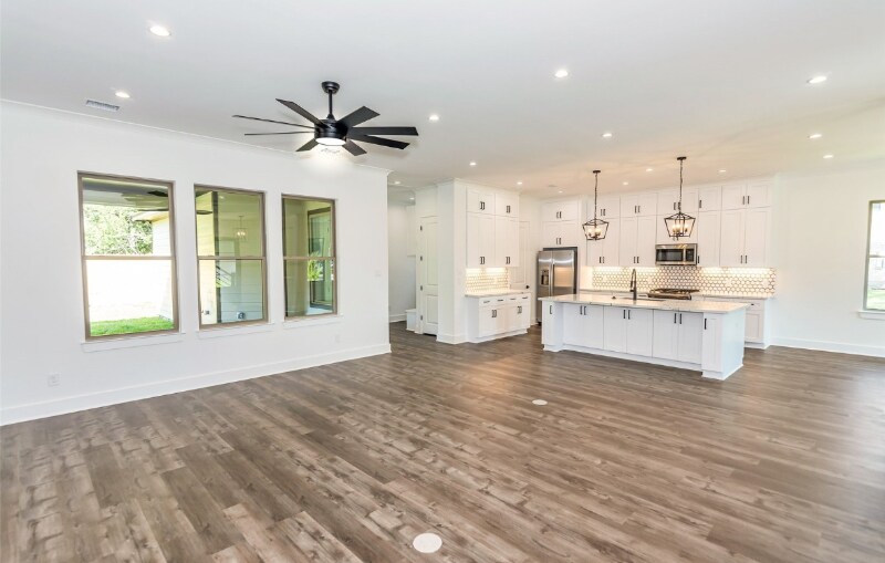 Building Photo - 18219 Polo Meadow Dr