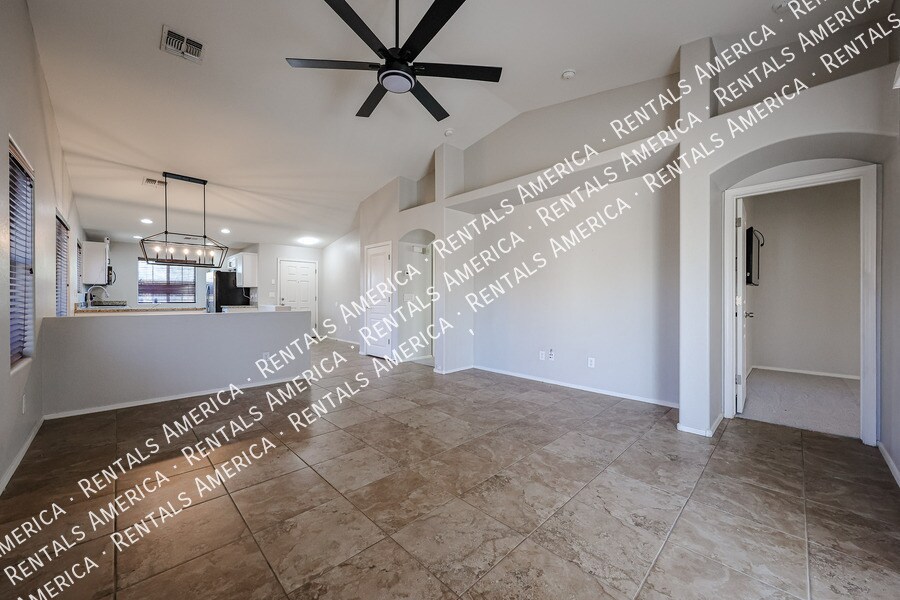 Building Photo - 3955 E Blue Sage Ct