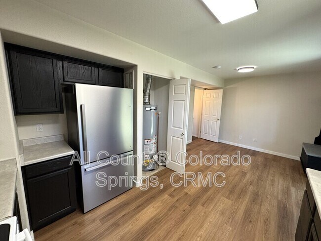 Building Photo - 235 Ellers Grove