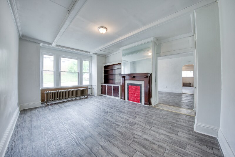 Building Photo - 625 Walnut St