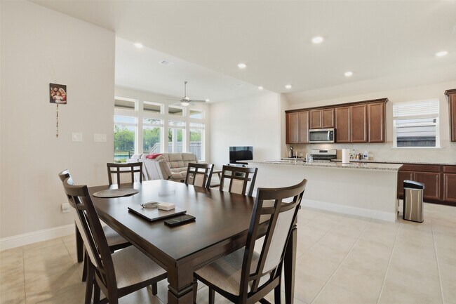 Building Photo - 1722 Anchor Breeze Dr