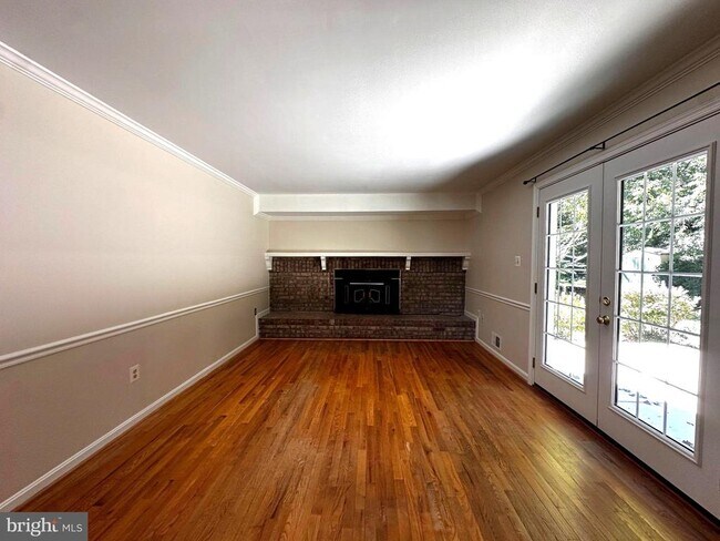 Building Photo - 9612 Whitecedar Ct