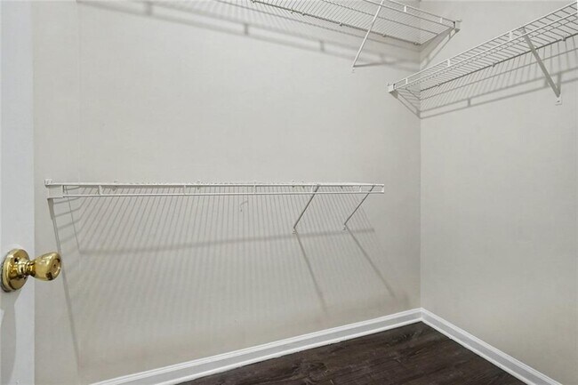 Building Photo - 4824 Buchli Ln