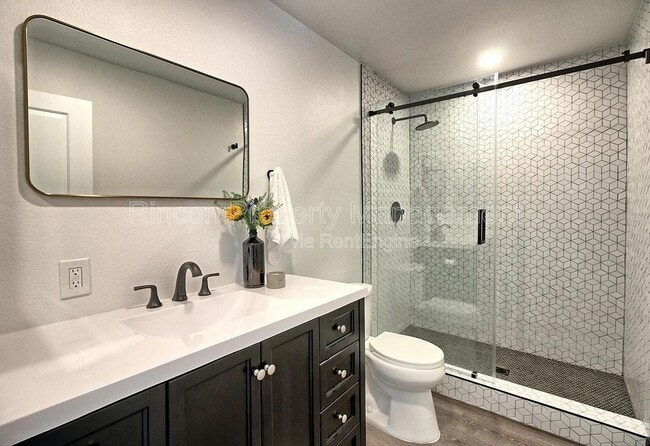 Building Photo - 2585 Warbler Ave