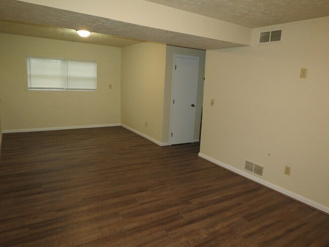 Building Photo - 1091 Rendezvous Ln