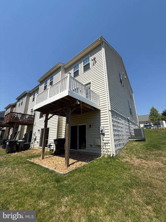 Building Photo - 123 Streamview Dr