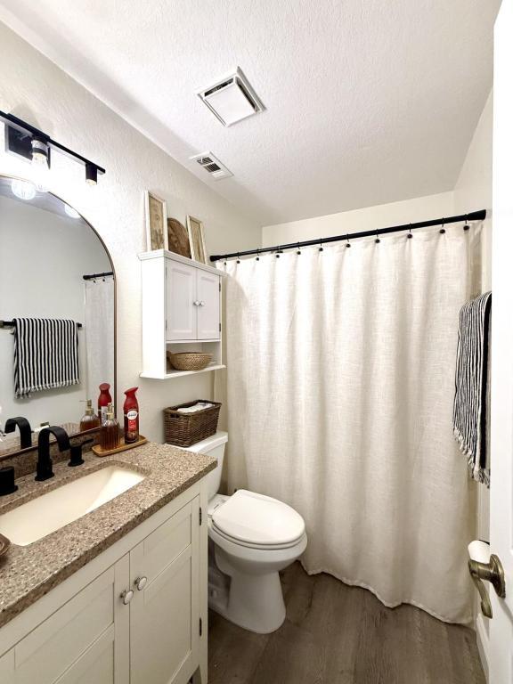 Building Photo - 4829 Wildflower Dr