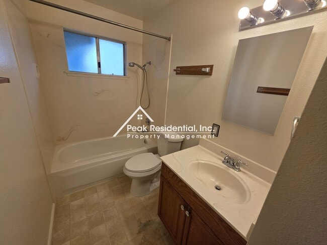 Building Photo - Charming 3bd/2ba Citrus Heights Home