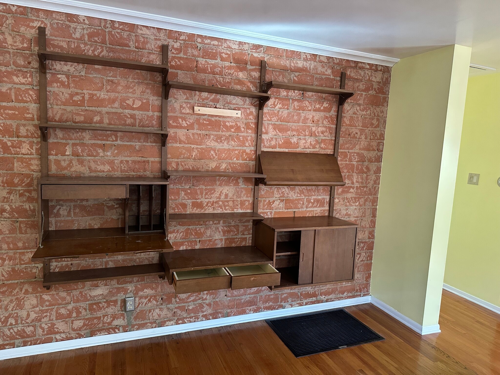 Building Photo - 4680 College View Ave