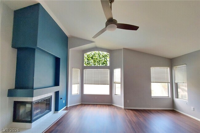 Building Photo - 8272 Tibana Way