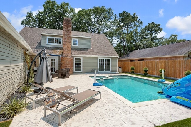 Building Photo - 12506 Kingsride Ln