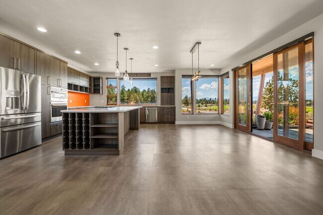 Building Photo - 64144 Pioneer Loop