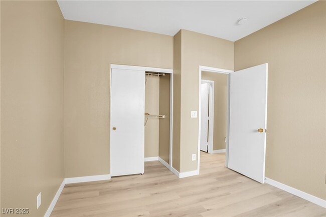 Building Photo - 11665 Primo St