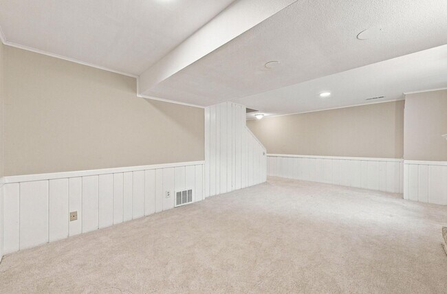 Building Photo - 5300 Logan Ave S