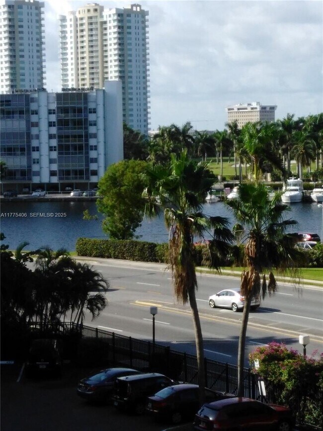 Building Photo - 600 Three Islands Boulevard