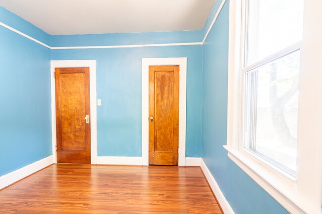 Building Photo - 107 Boyden Ave