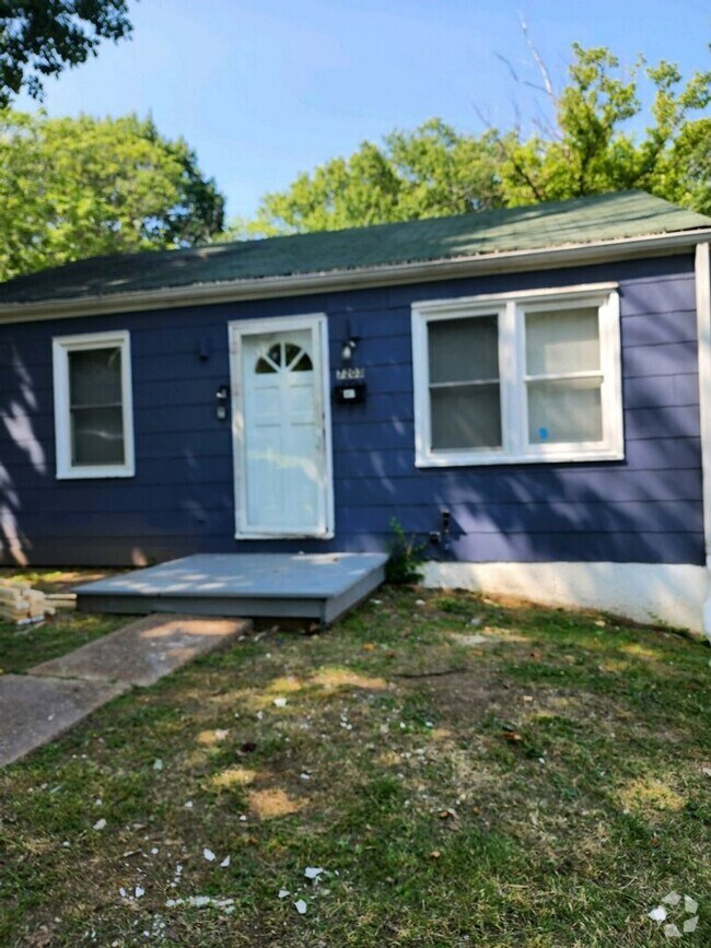Building Photo - 7203 Albright| 3 Bedrooms, 1.0 Bath