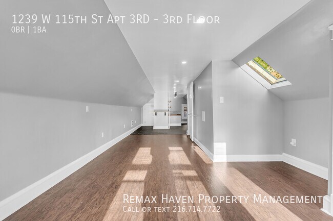 Building Photo - 1239 W 115th St