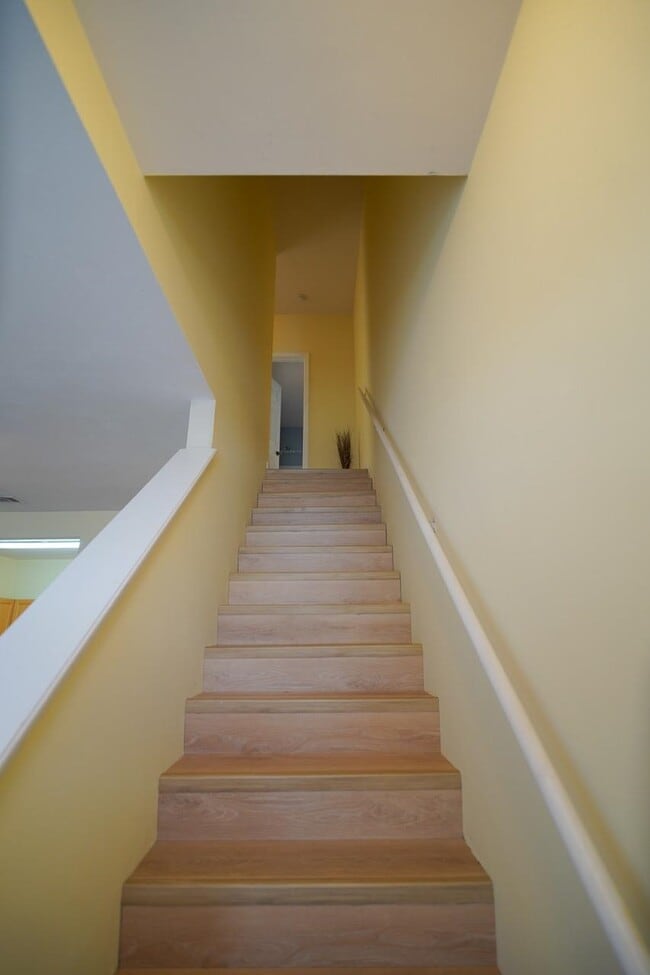 Building Photo - 3400 Old Bainbridge Rd