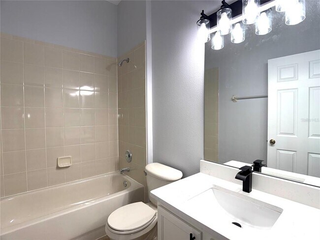 Building Photo - 448 Coventry Rd