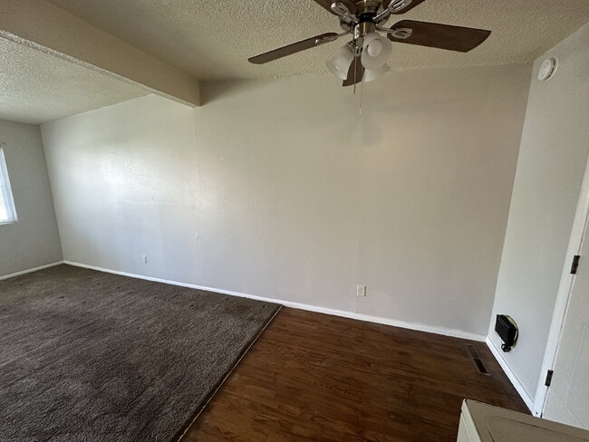 Building Photo - 3423 W Good St