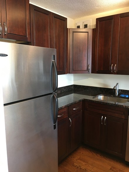 Building Photo - 405 N Wabash Ave