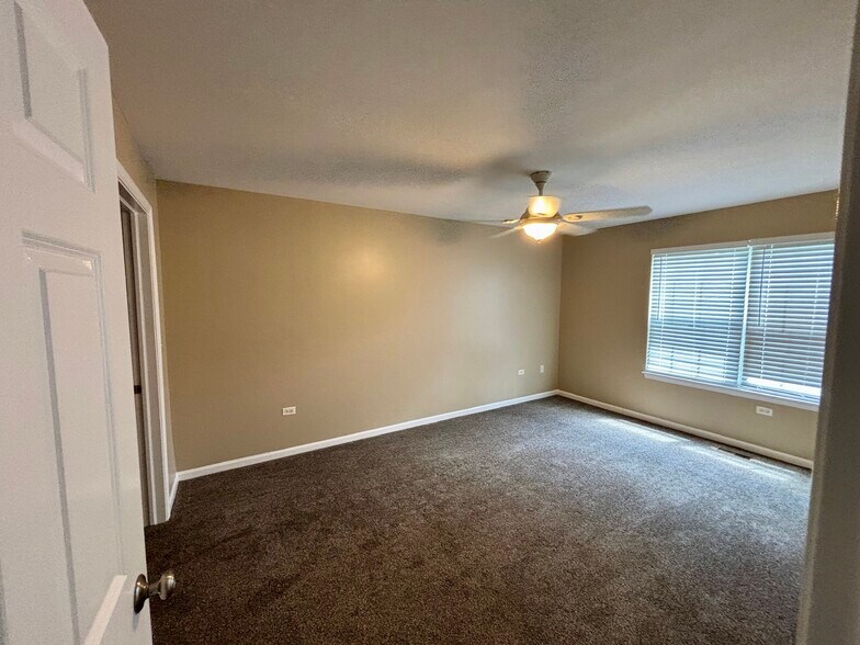 Building Photo - 2607 Sheehan Ct