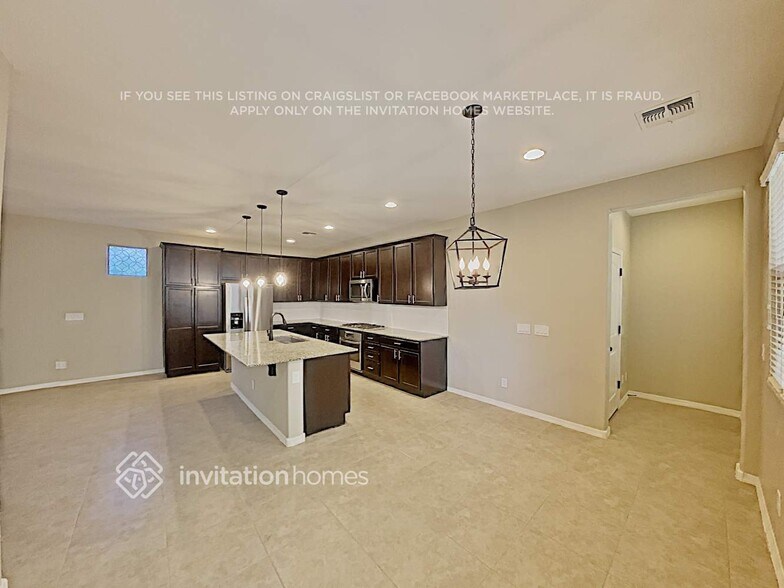 Building Photo - 2264 S Agnes Ln