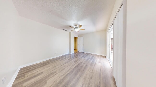 Building Photo - 7503 Geminata Oak Ct