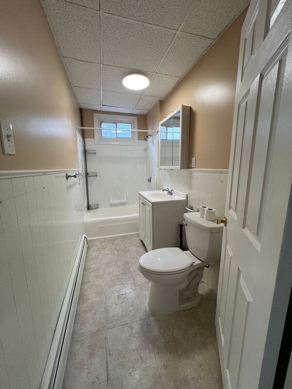 Building Photo - 47 Mulberry St