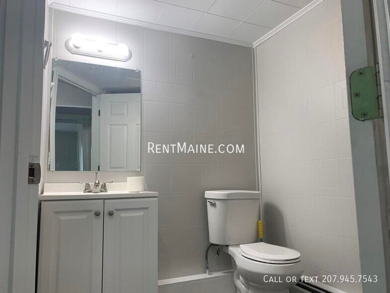 Building Photo - 34 6th St