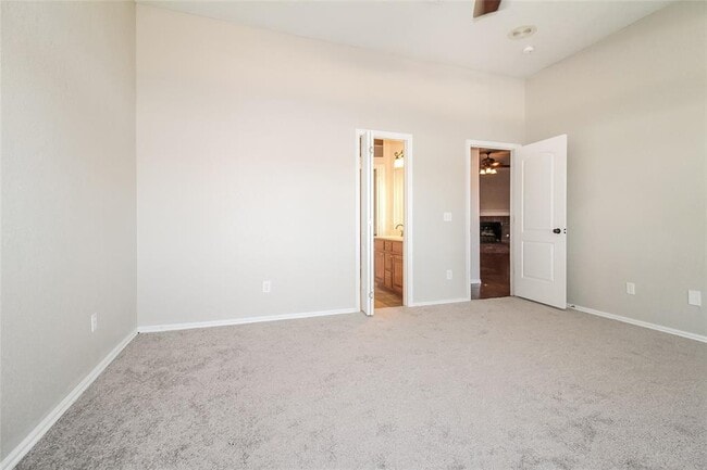 Building Photo - 3701 Harmony Dr
