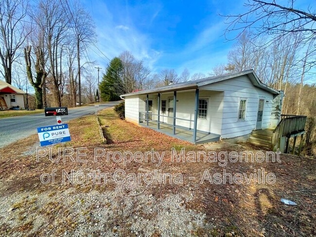 Building Photo - 740 Reservoir Rd