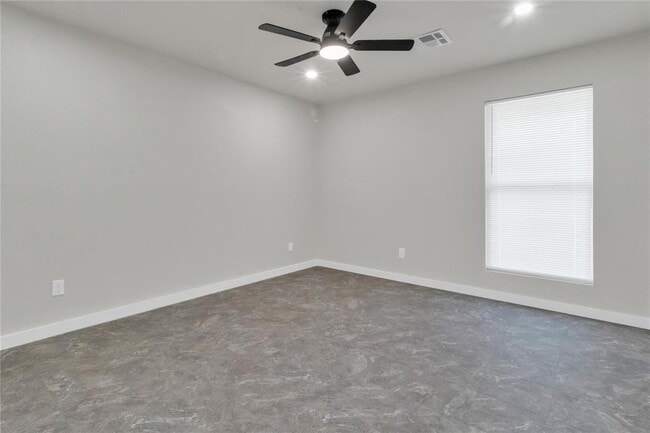 Building Photo - 12508 Abbotts Way