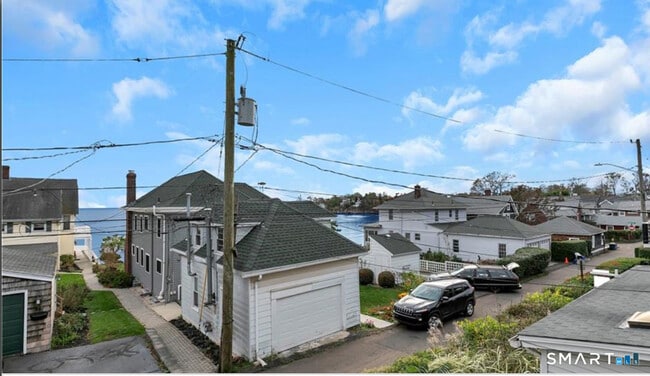 Building Photo - 90 Beckett Ave