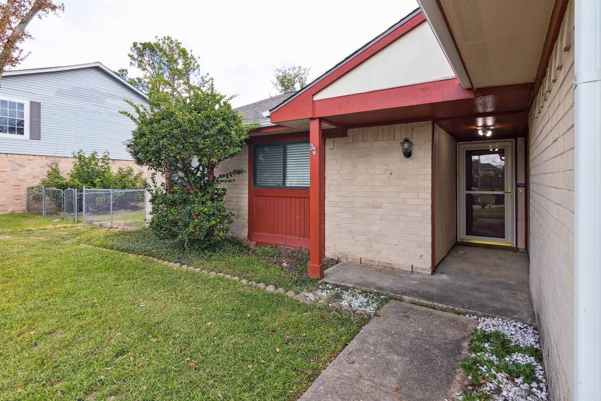 Building Photo - 259 E Castle Harbour Dr